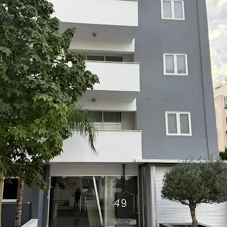 Blue Edge Makenzy Larnaca