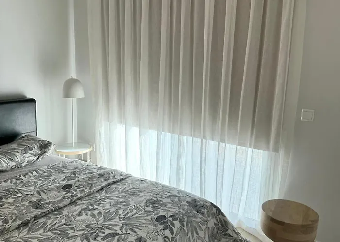 Blue Edge Makenzy Larnaka